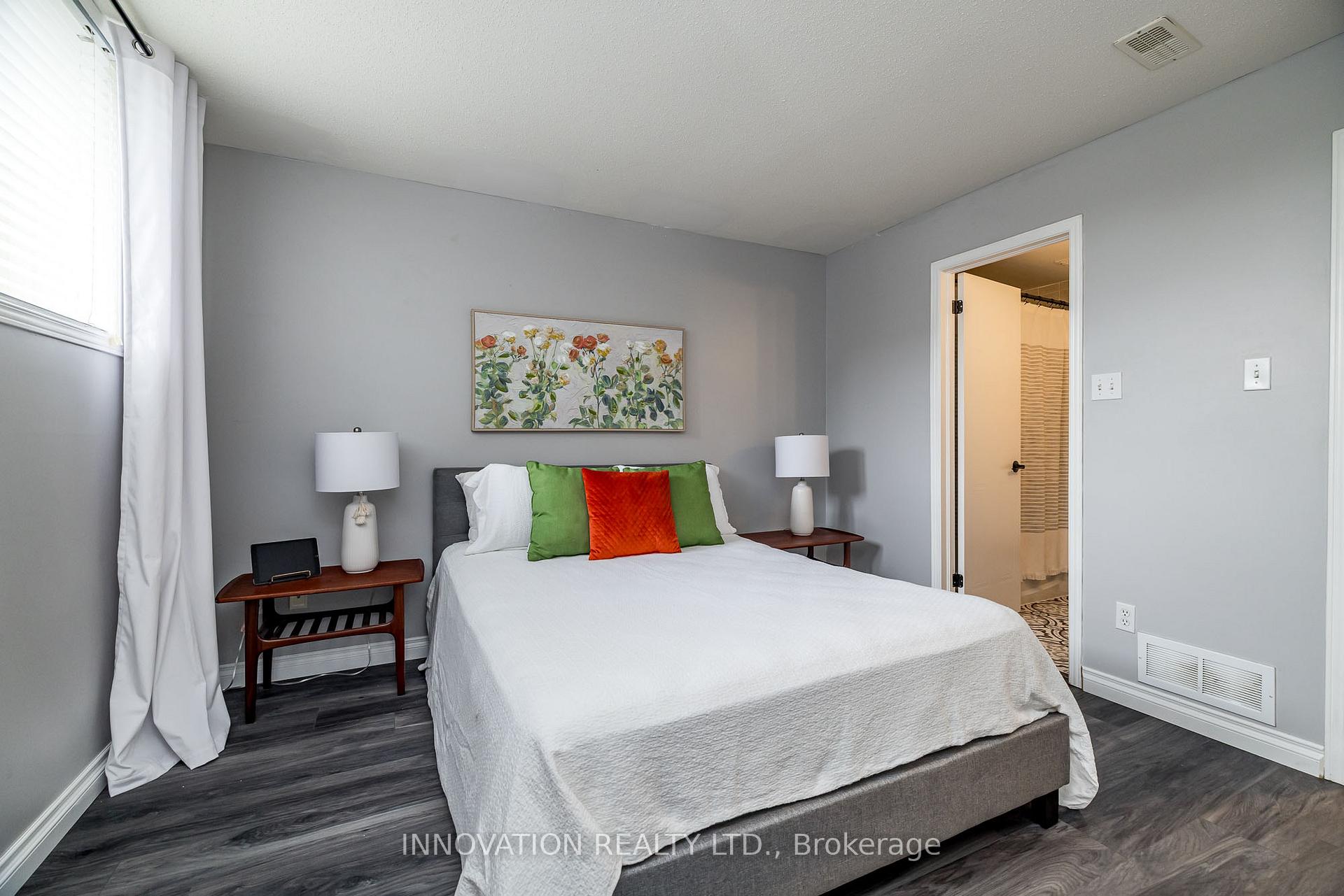 Photo 21 of 452 Hillsboro Private, Ottawa, Kanata - Emerald Meadows/Trailwest — HOMEH