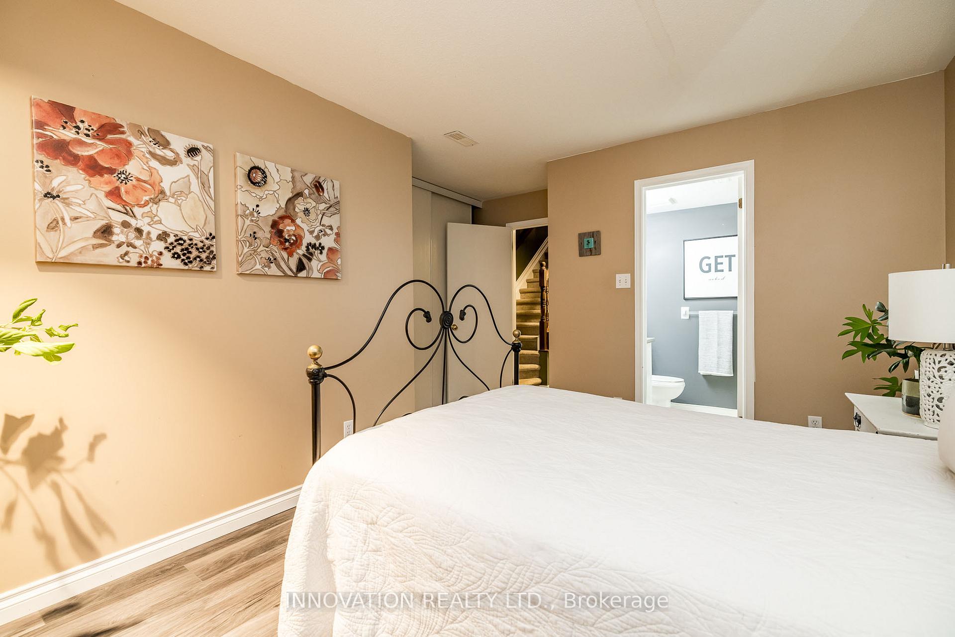 Photo 27 of 452 Hillsboro Private, Ottawa, Kanata - Emerald Meadows/Trailwest — HOMEH