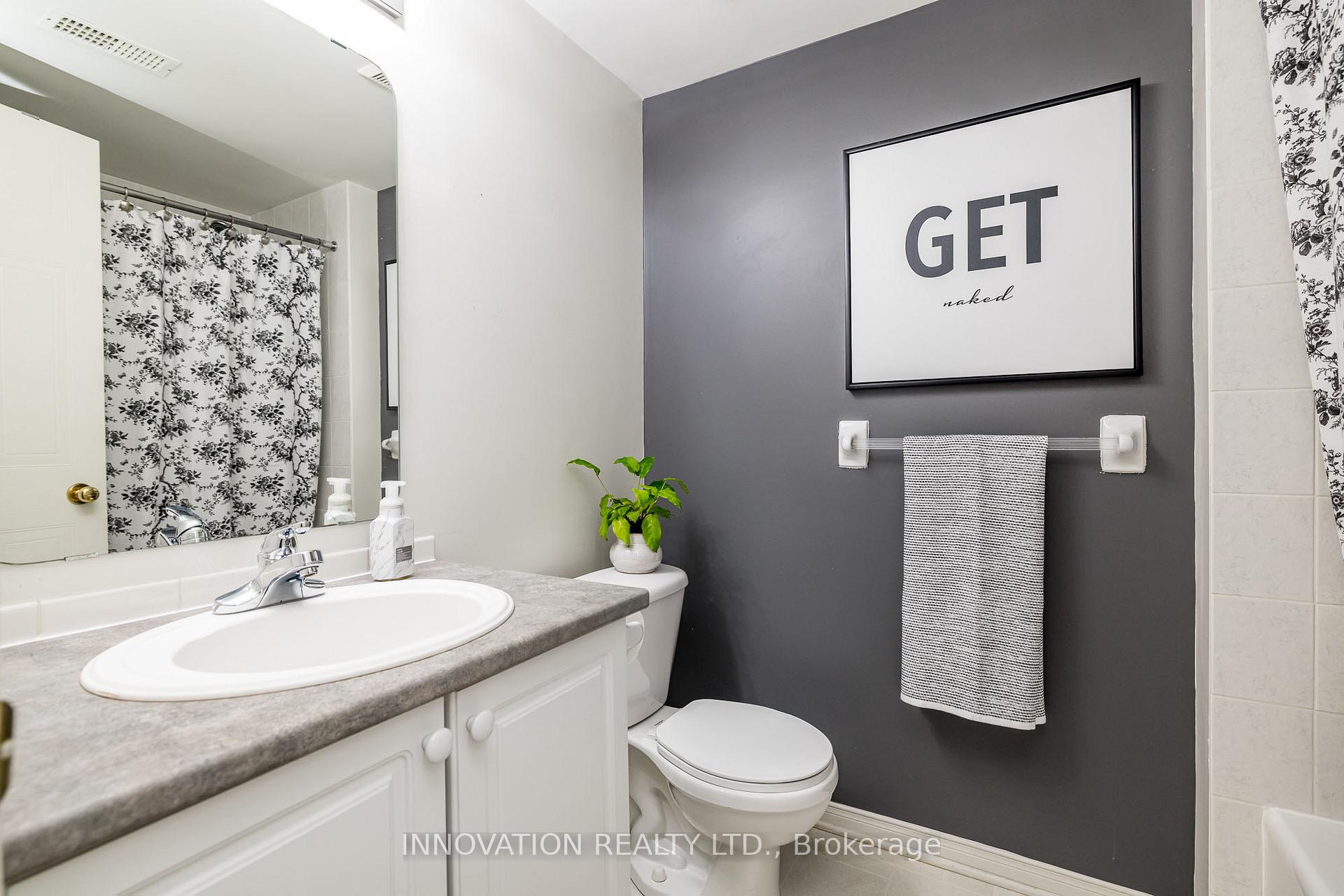 Photo 28 of 452 Hillsboro Private, Ottawa, Kanata - Emerald Meadows/Trailwest — HOMEH