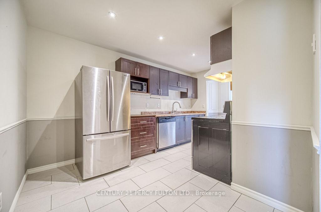 Photo 34 of Unit 15, 700 Harmony Road N, Oshawa, Pinecrest — HOMEH