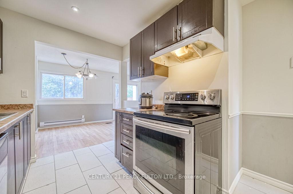 Photo 36 of Unit 15, 700 Harmony Road N, Oshawa, Pinecrest — HOMEH