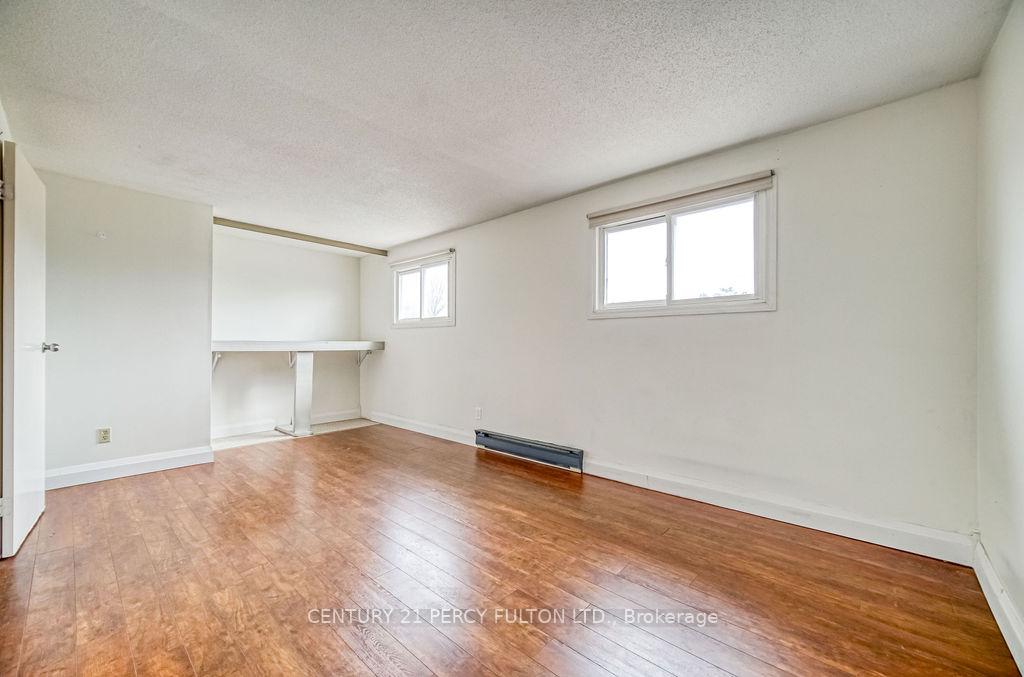 Photo 42 of Unit 15, 700 Harmony Road N, Oshawa, Pinecrest — HOMEH