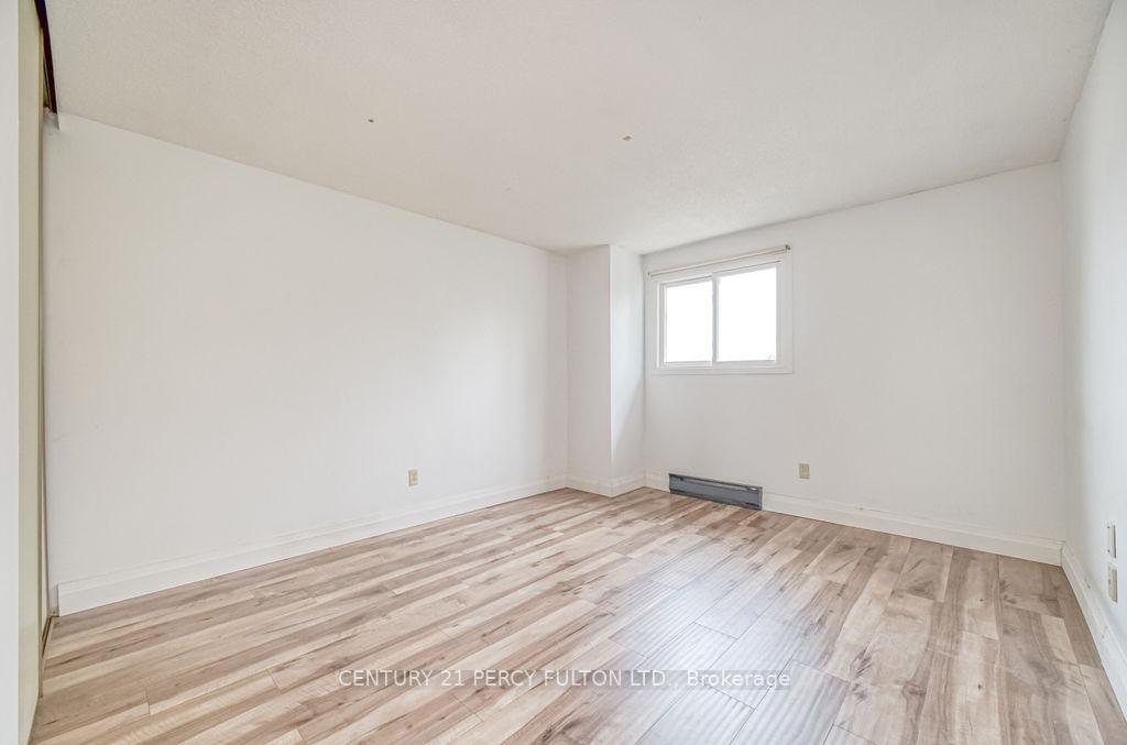 Photo 46 of Unit 15, 700 Harmony Road N, Oshawa, Pinecrest — HOMEH