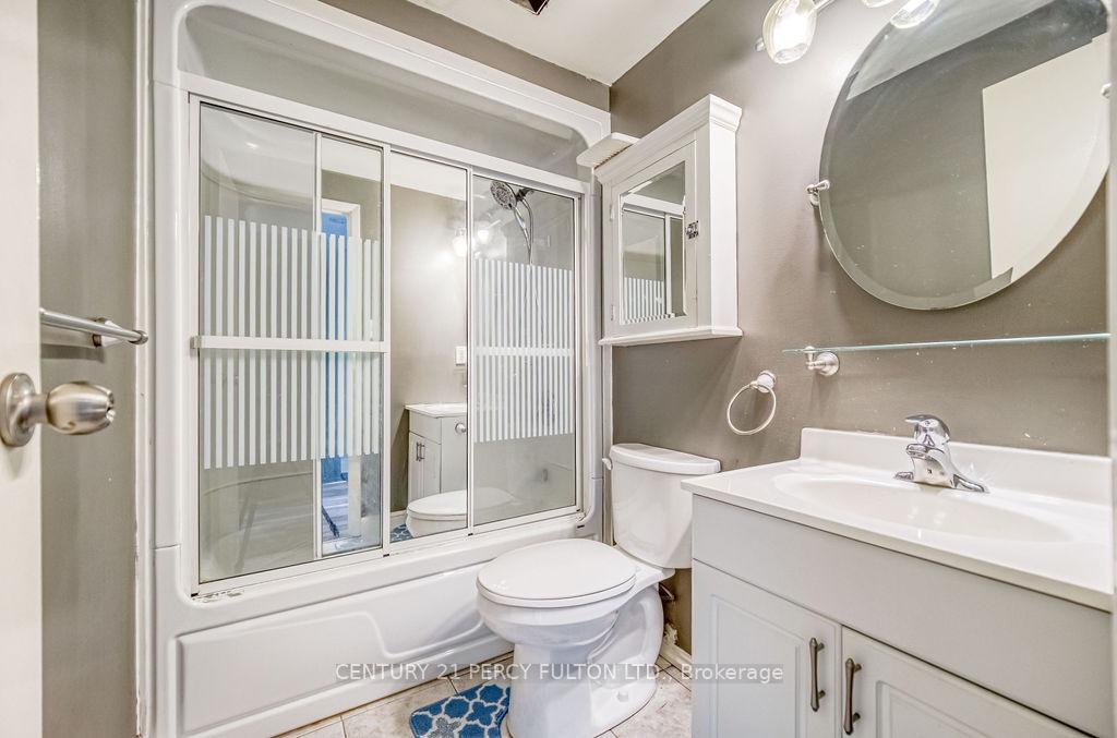 Photo 48 of Unit 15, 700 Harmony Road N, Oshawa, Pinecrest — HOMEH