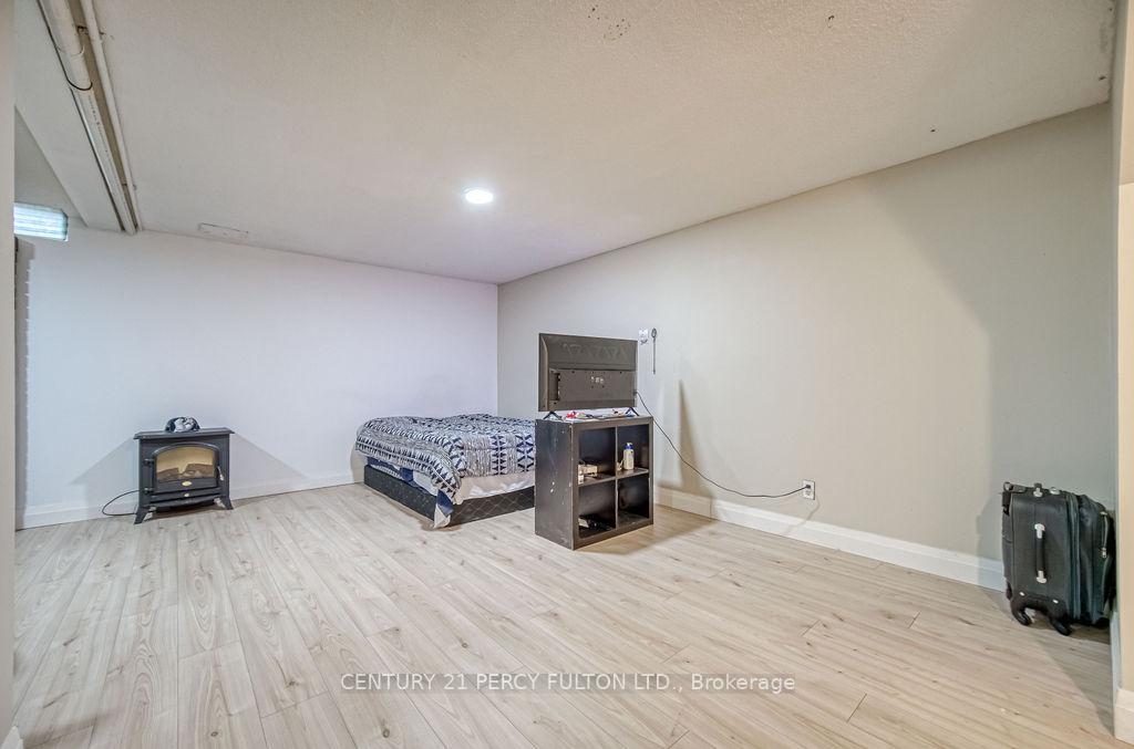 Photo 51 of Unit 15, 700 Harmony Road N, Oshawa, Pinecrest — HOMEH