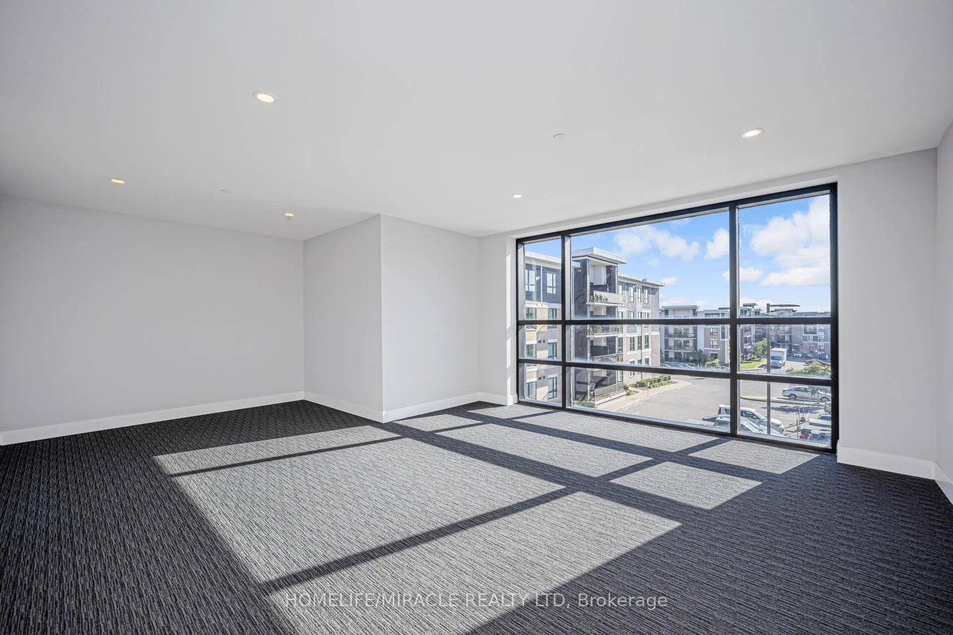Photo 7 of Unit 304, 1284 Gordon Street, Guelph, Kortright East — HOMEH