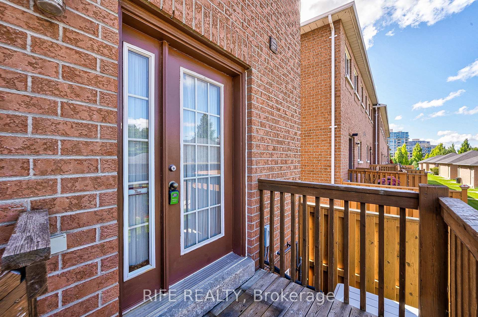 Photo 9 of 178 Town Centre Boulevard, Markham, Unionville — HOMEH