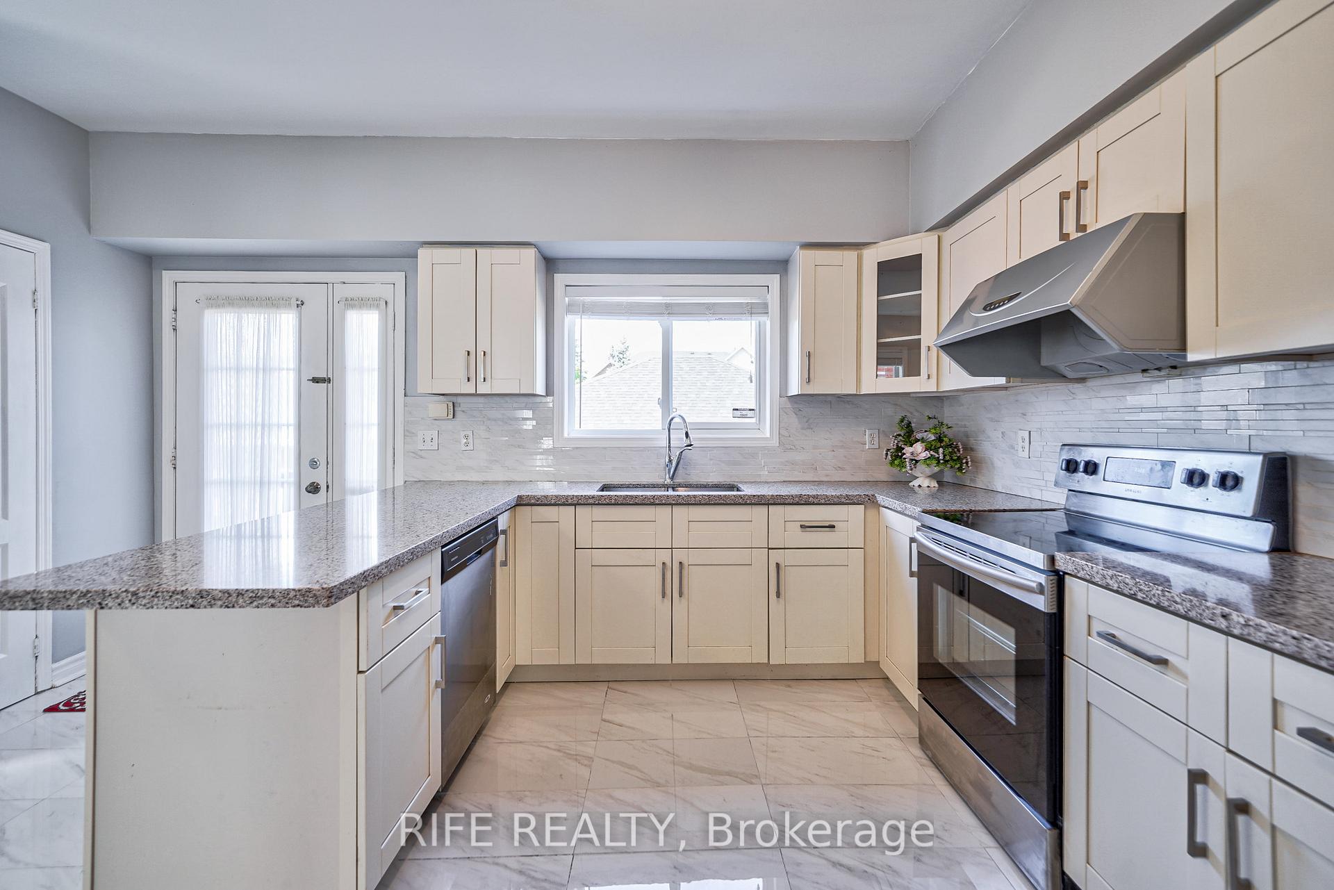 Photo 31 of 178 Town Centre Boulevard, Markham, Unionville — HOMEH