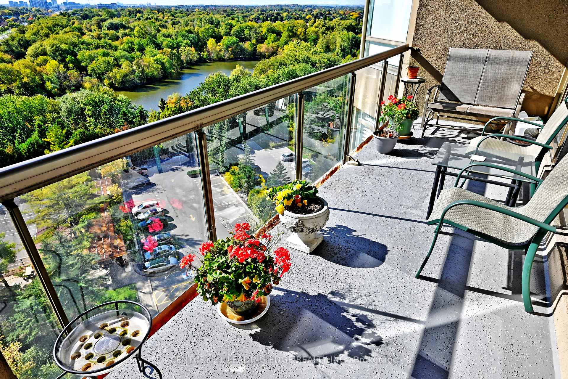 Photo 13 of Unit 1212, 610 Bullock Drive, Markham, Markville — HOMEH