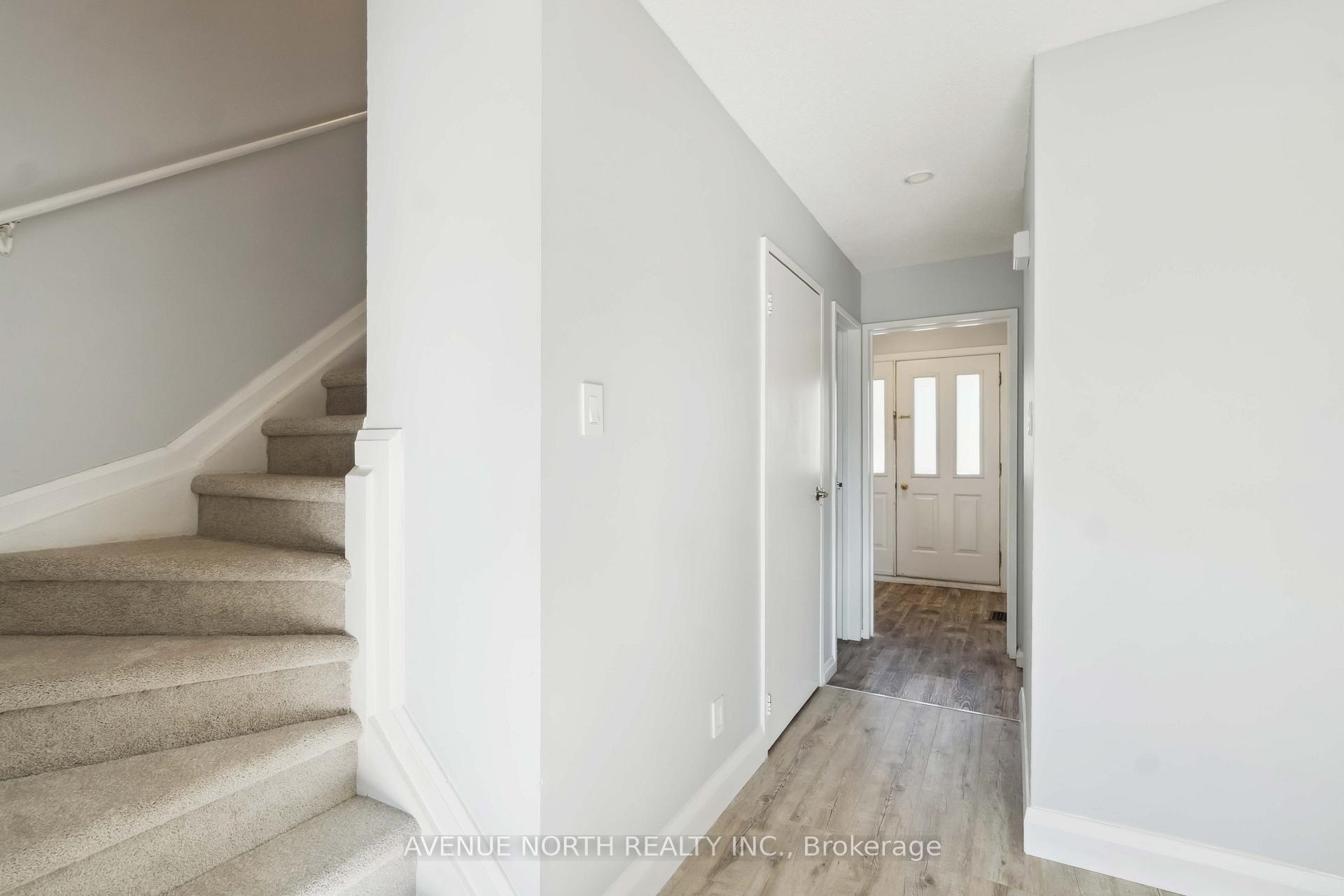 Photo 8 of Unit 7, 3089 Quail Drive, Ottawa, Sawmill Creek/Timbermill — HOMEH