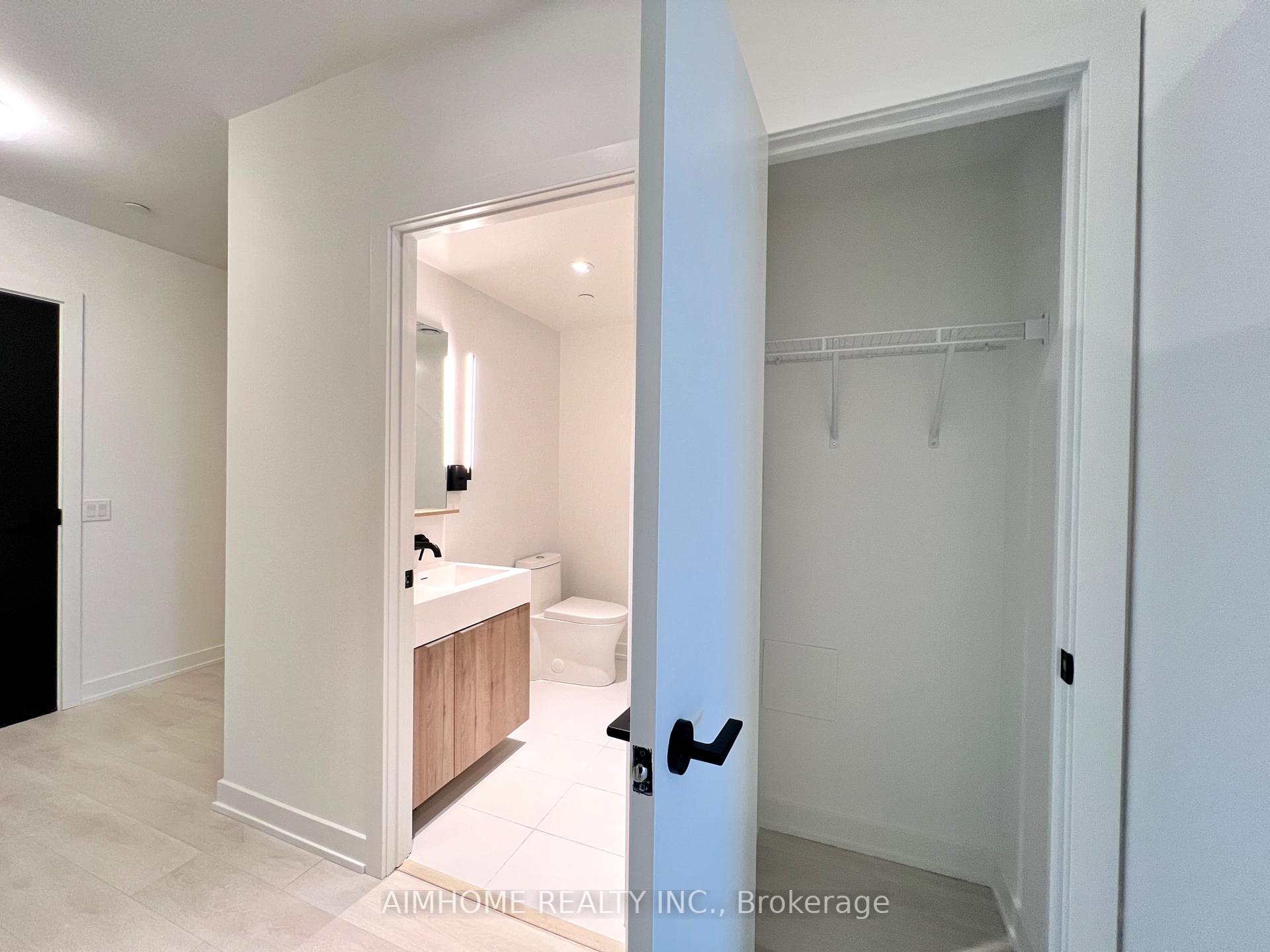 Photo 12 of Unit 617, 117 Broadway Avenue, Toronto, Mount Pleasant West — HOMEH