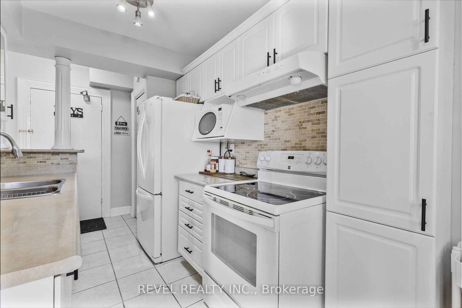 Photo 7 of Unit 406, 851 Queenston Road, Hamilton, Riverdale — HOMEH