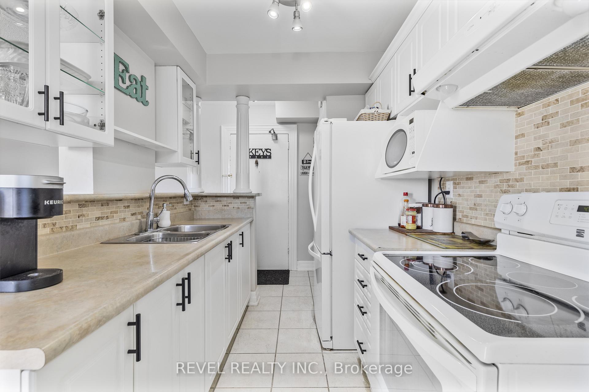 Photo 8 of Unit 406, 851 Queenston Road, Hamilton, Riverdale — HOMEH