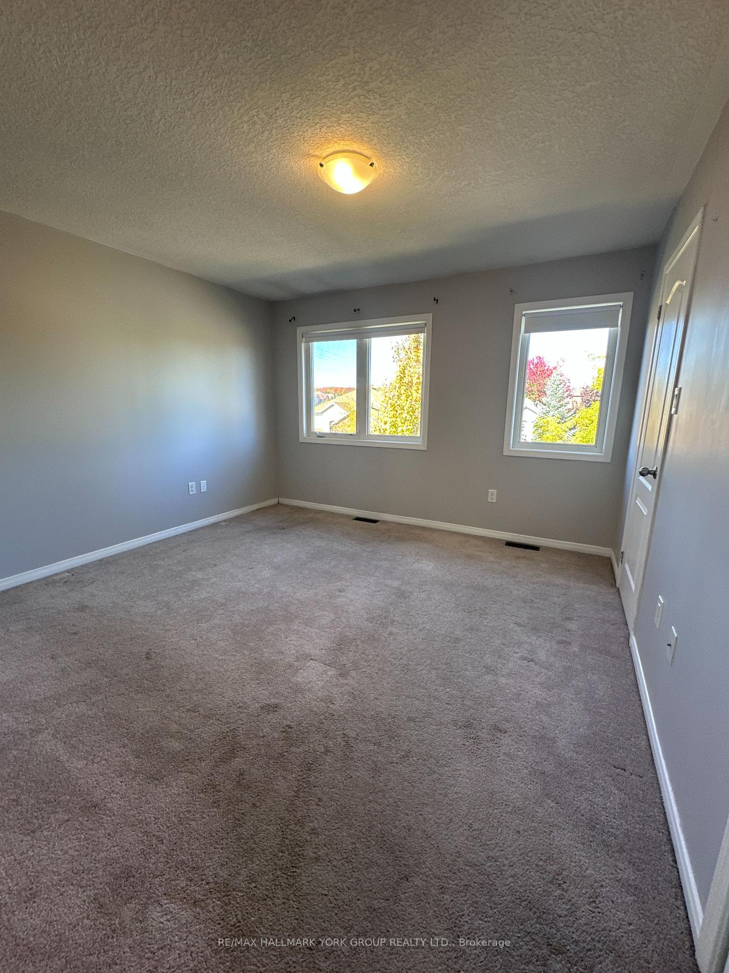 Photo 14 of Unit 9, 75 Prince William Way, Barrie, Innis-Shore — HOMEH