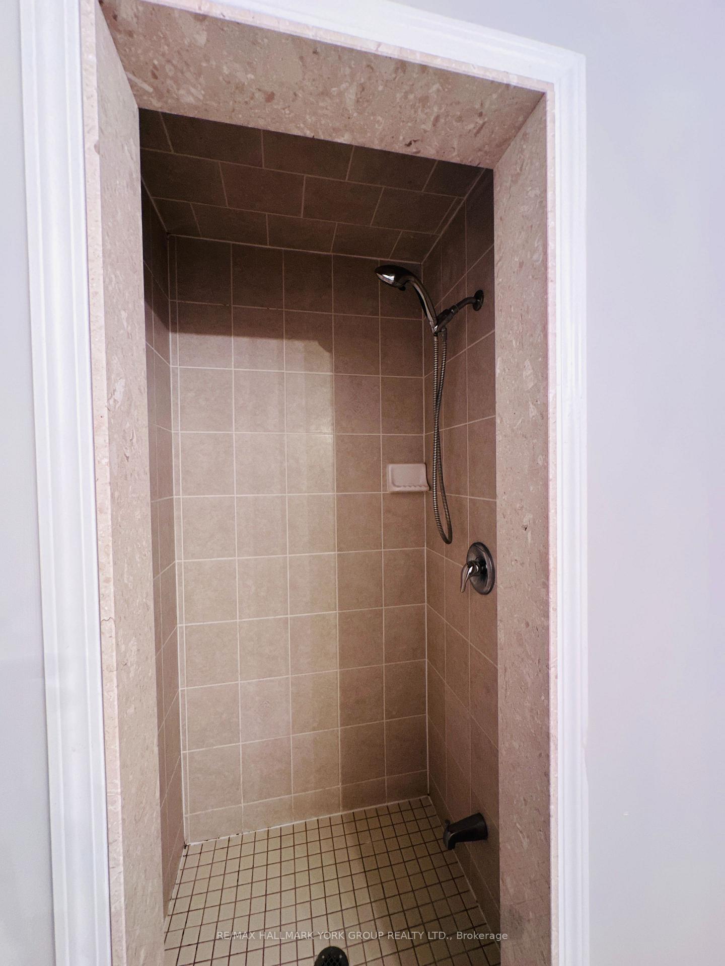 Photo 17 of Unit 9, 75 Prince William Way, Barrie, Innis-Shore — HOMEH
