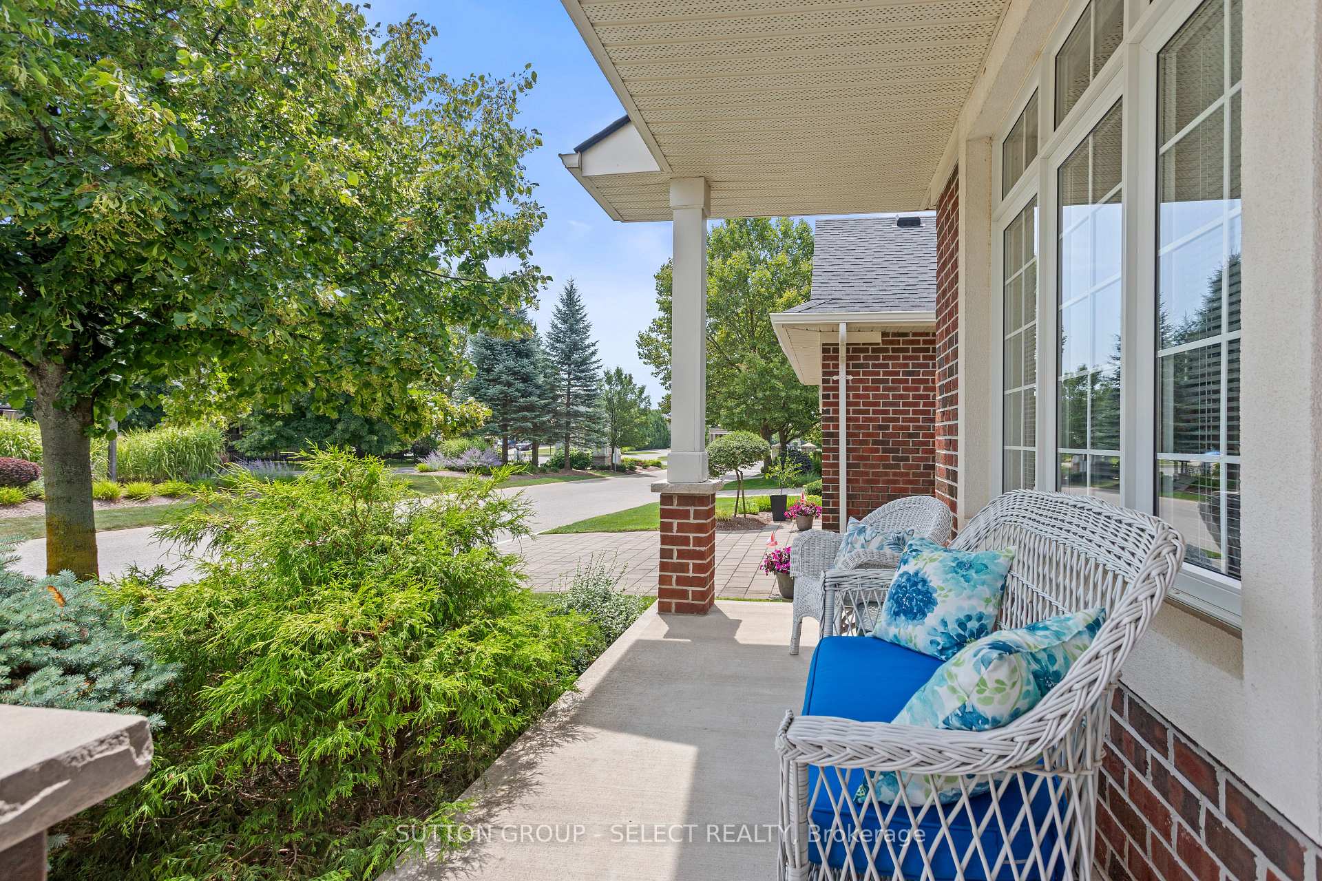 Photo 4 of Unit 7, 101 Southgate Parkway, St. Thomas — HOMEH