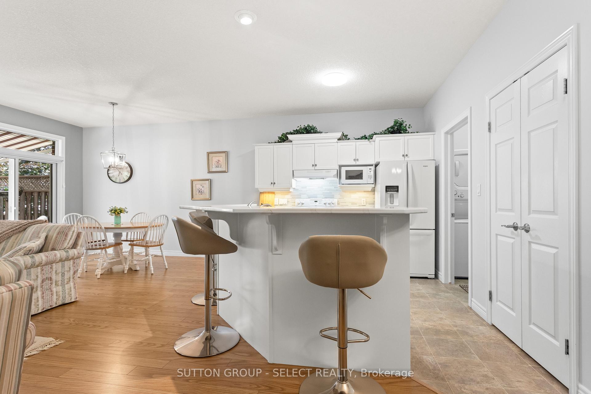 Photo 12 of Unit 7, 101 Southgate Parkway, St. Thomas — HOMEH