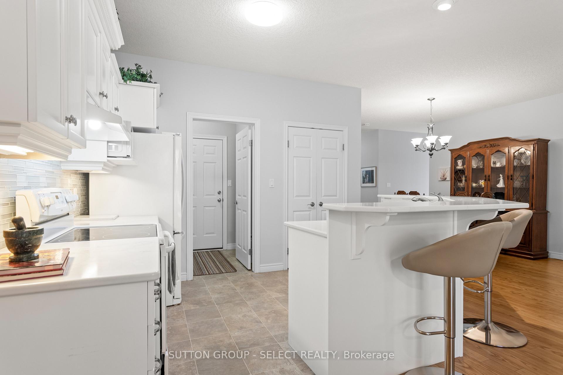 Photo 15 of Unit 7, 101 Southgate Parkway, St. Thomas — HOMEH