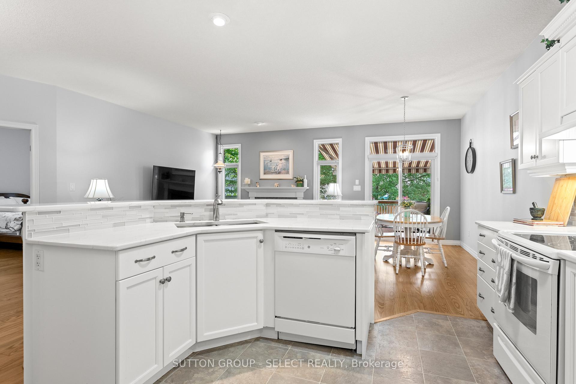 Photo 20 of Unit 7, 101 Southgate Parkway, St. Thomas — HOMEH