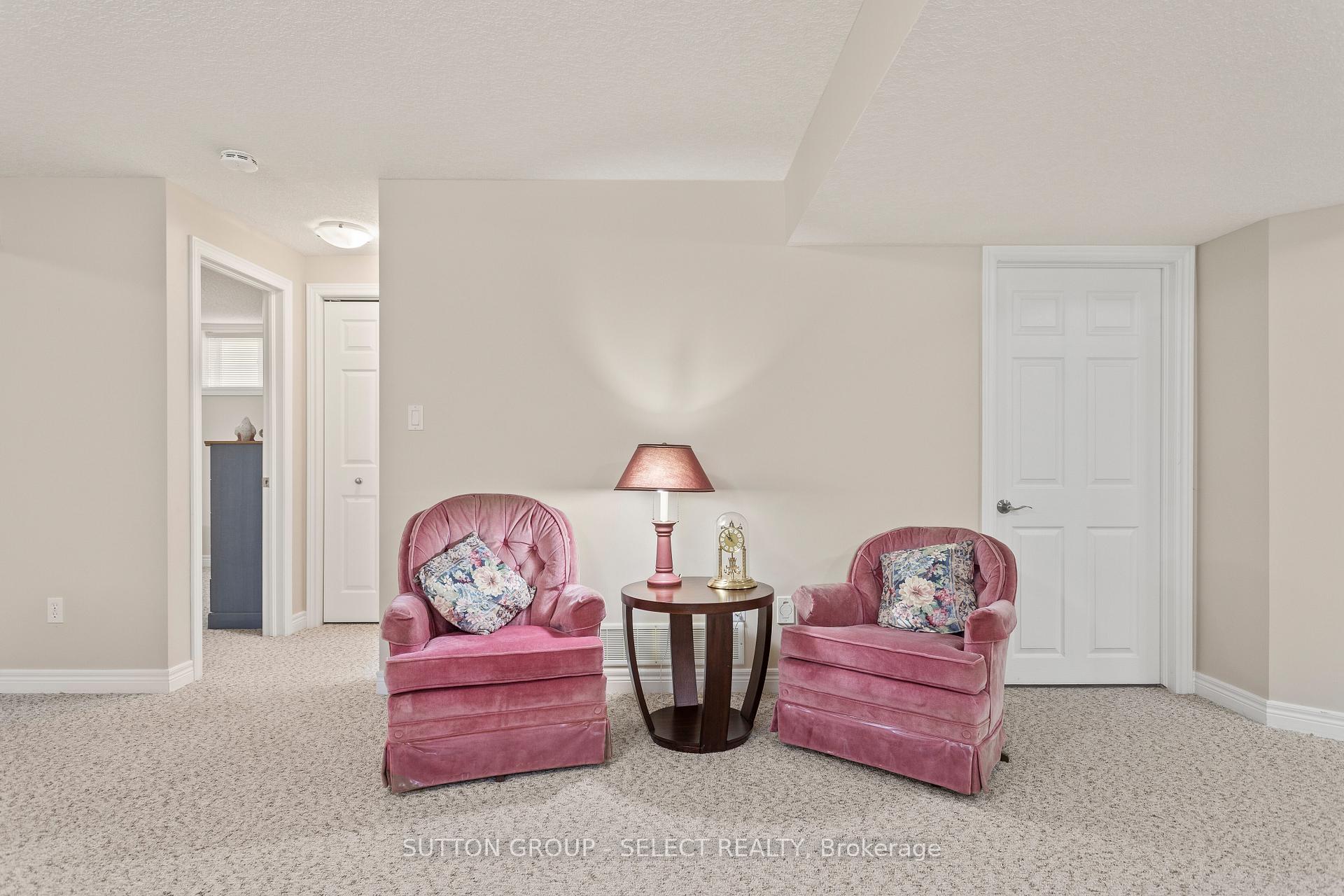 Photo 35 of Unit 7, 101 Southgate Parkway, St. Thomas — HOMEH