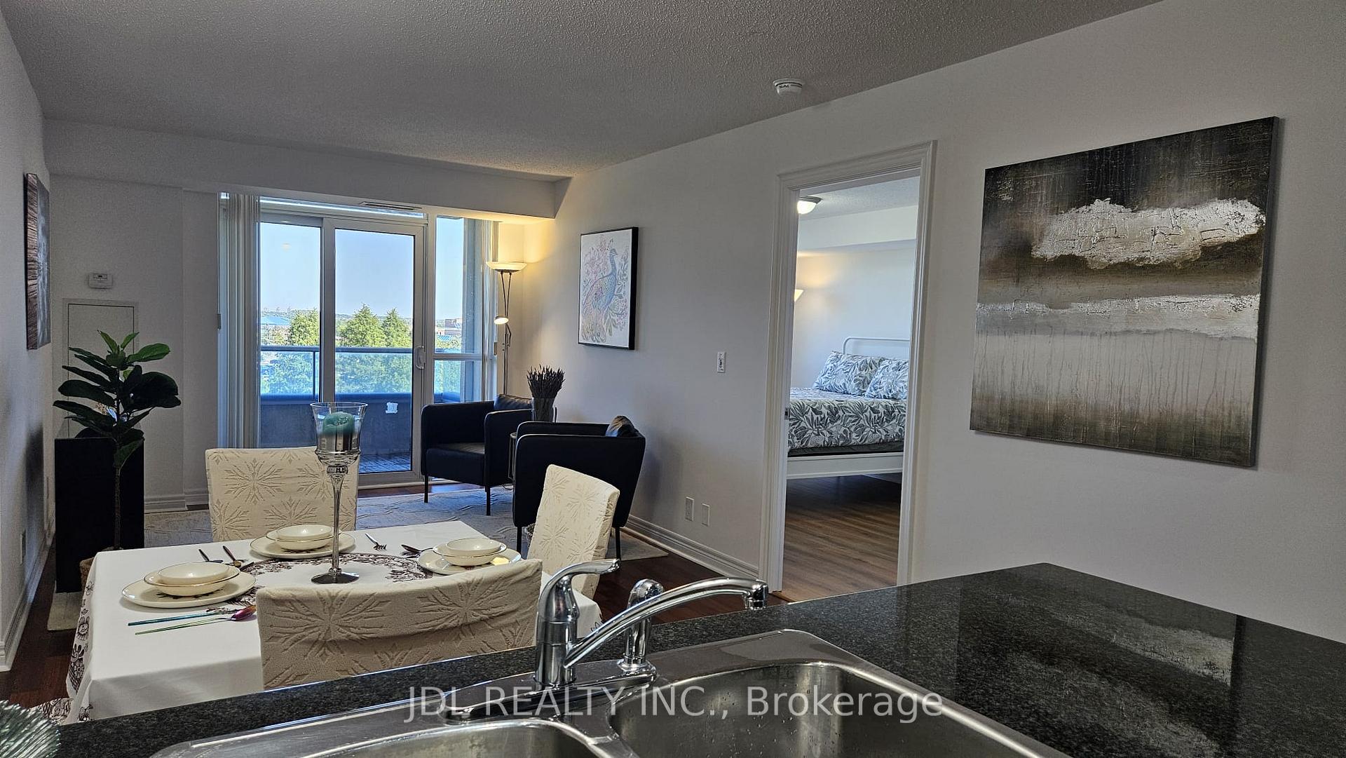 Photo 5 of Unit 718, 33 Cox Boulevard, Markham, Unionville — HOMEH