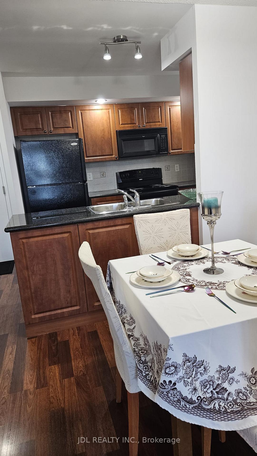 Photo 9 of Unit 718, 33 Cox Boulevard, Markham, Unionville — HOMEH