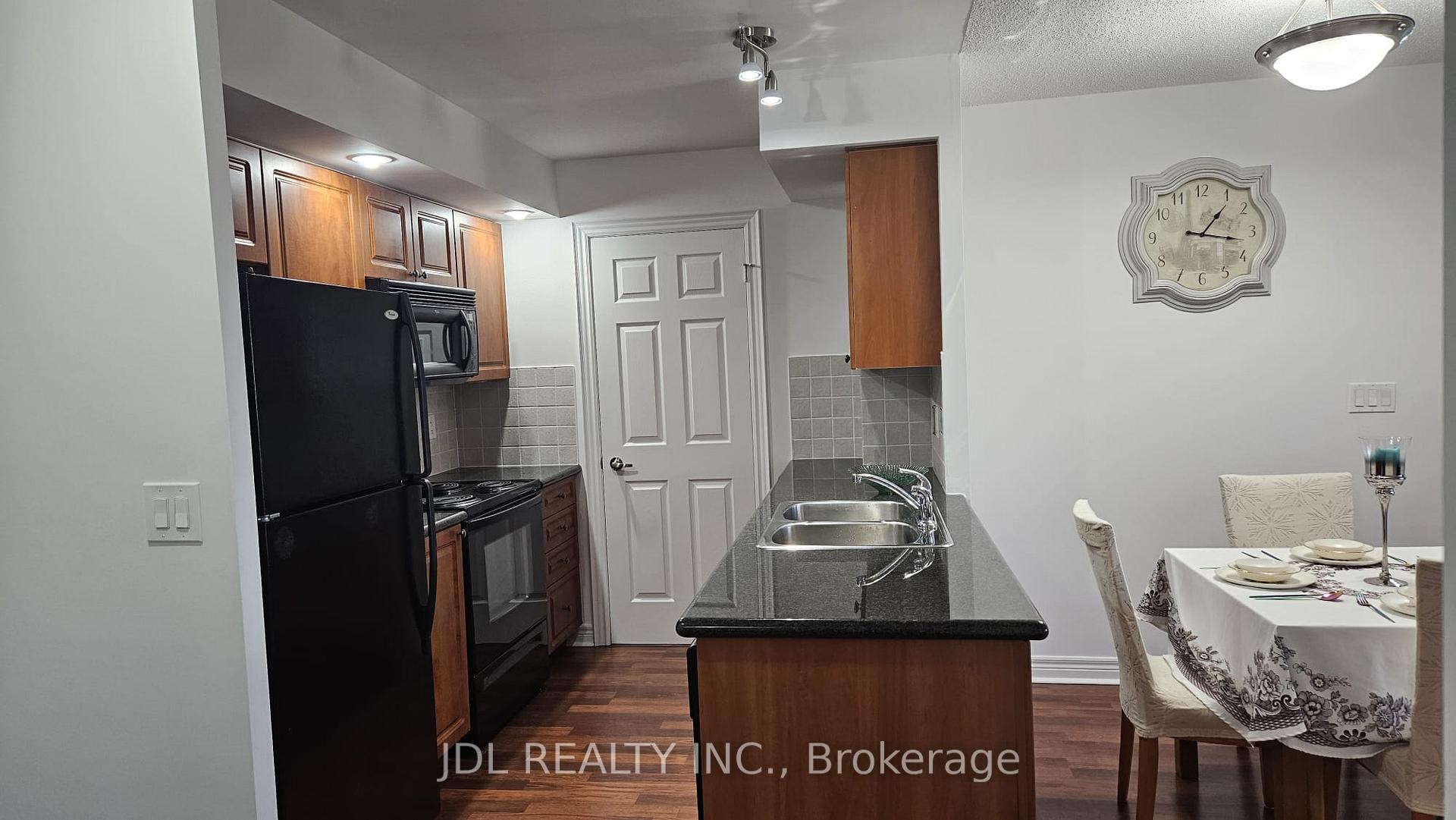 Photo 10 of Unit 718, 33 Cox Boulevard, Markham, Unionville — HOMEH