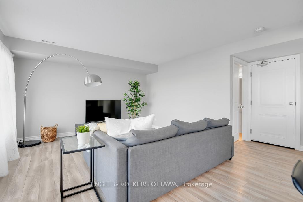 Photo 28 of 203 Infusion Private, Ottawa, Barrhaven - Strandherd — HOMEH