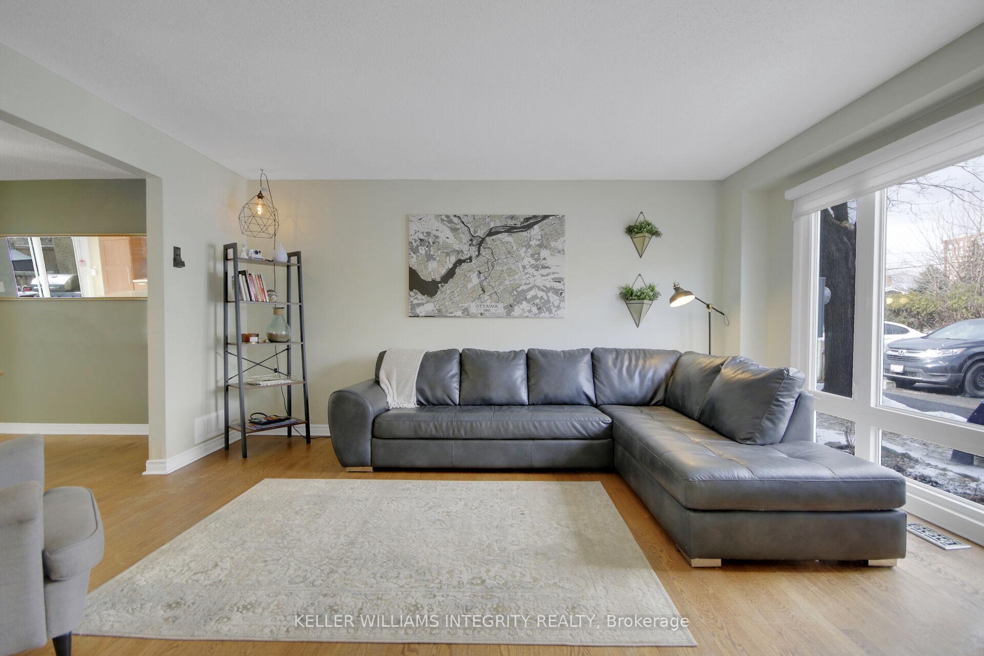 Photo 4 of Unit 5, 3691 Albion Road, Ottawa, Sawmill Creek/Timbermill — HOMEH