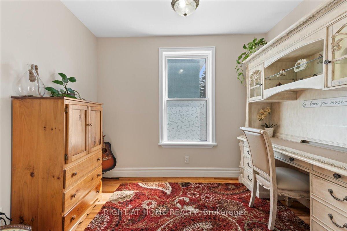 Photo 10 of 65 Donald Street, Belleville, Belleville Ward — HOMEH