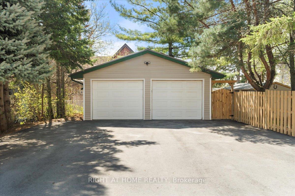 Photo 31 of 65 Donald Street, Belleville, Belleville Ward — HOMEH