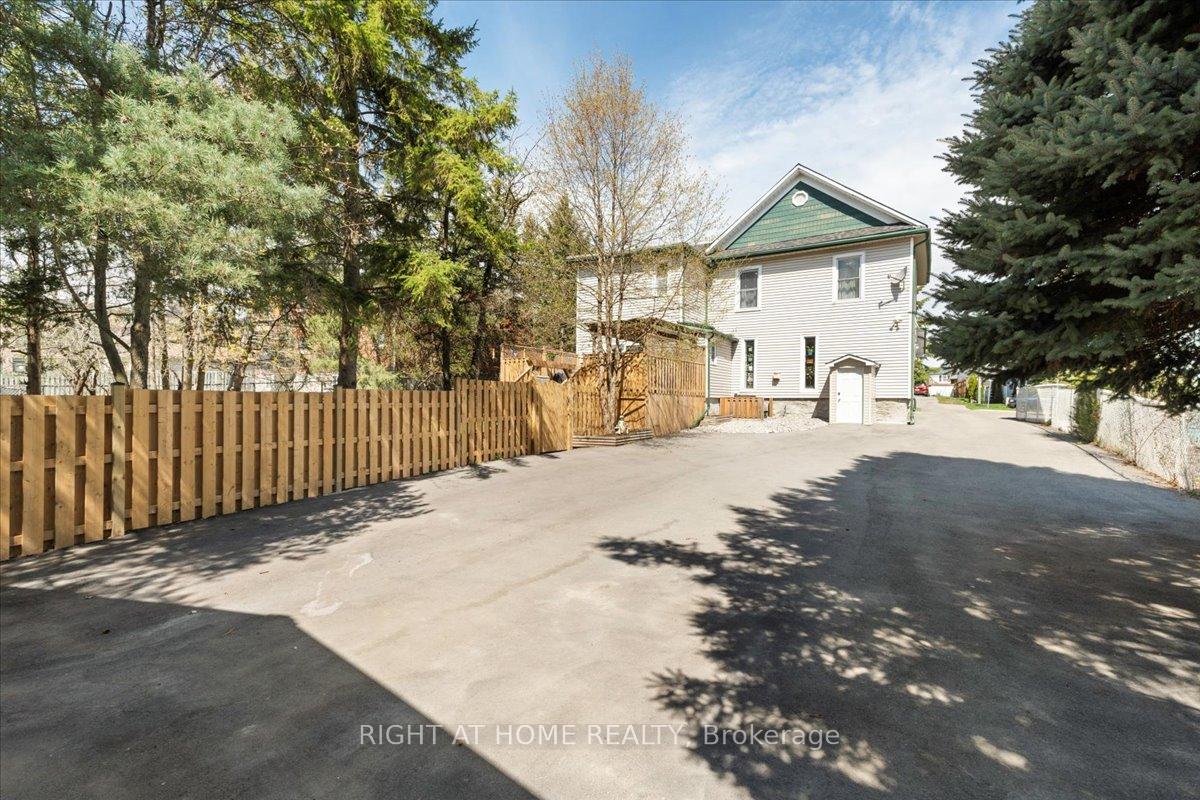 Photo 32 of 65 Donald Street, Belleville, Belleville Ward — HOMEH