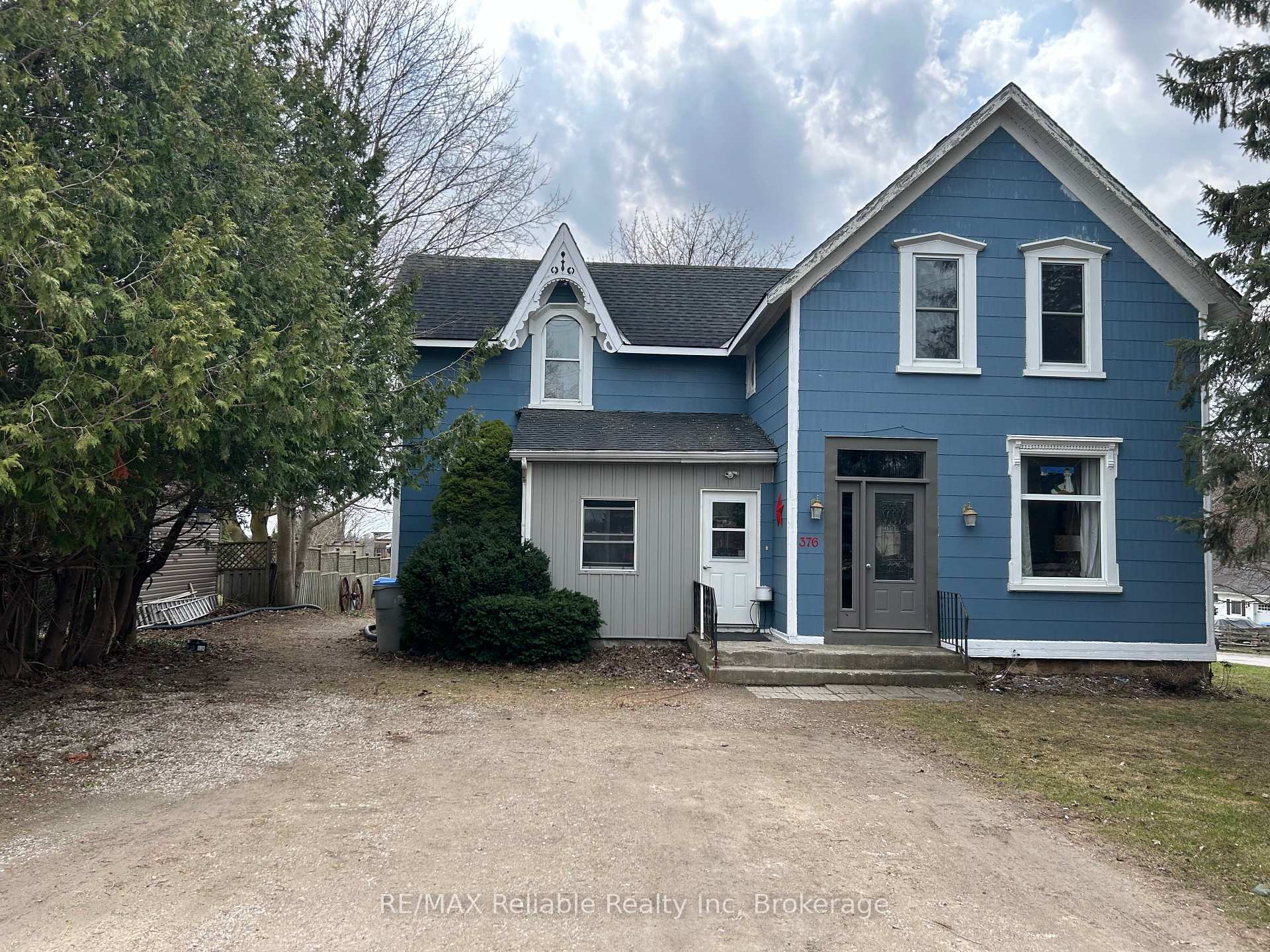 Photo 2 of 40323 Huron Road, Central Huron, Clinton — HOMEH