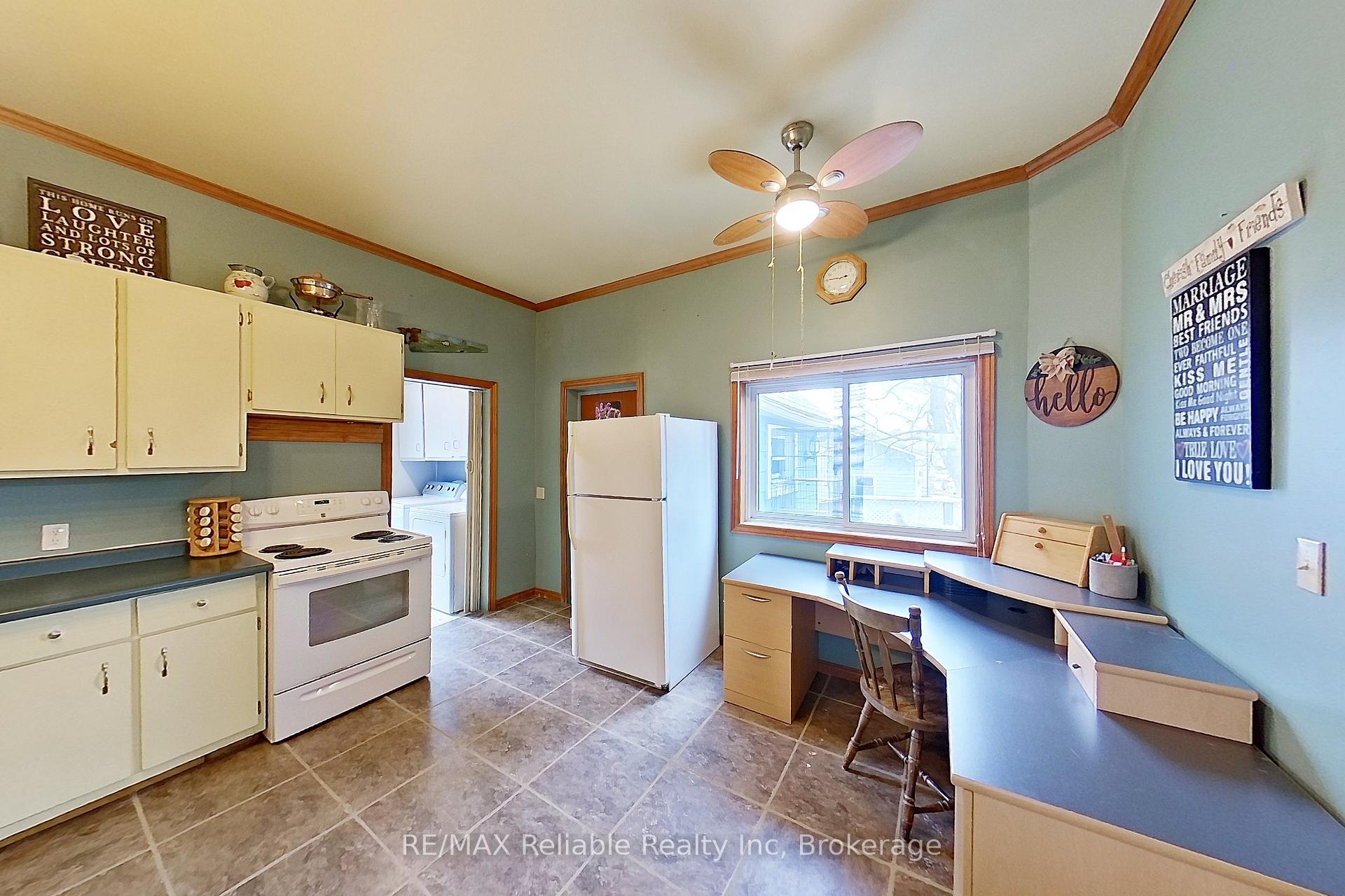 Photo 18 of 40323 Huron Road, Central Huron, Clinton — HOMEH