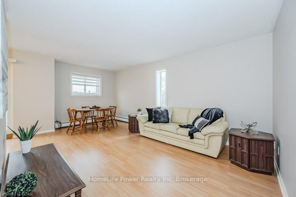 Photo 9 of Unit 302, 57 Conroy Crescent, Guelph, Dovercliffe Park/Old University — HOMEH