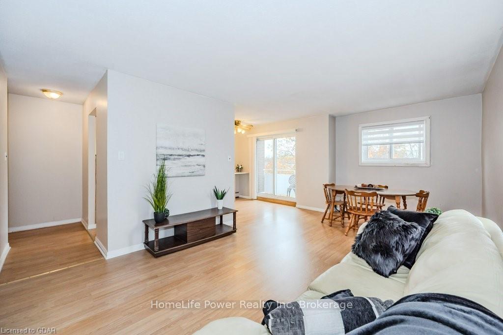 Photo 10 of Unit 302, 57 Conroy Crescent, Guelph, Dovercliffe Park/Old University — HOMEH