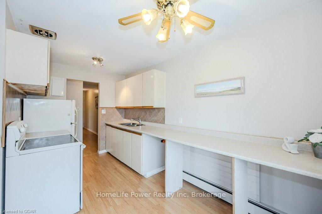 Photo 17 of Unit 302, 57 Conroy Crescent, Guelph, Dovercliffe Park/Old University — HOMEH
