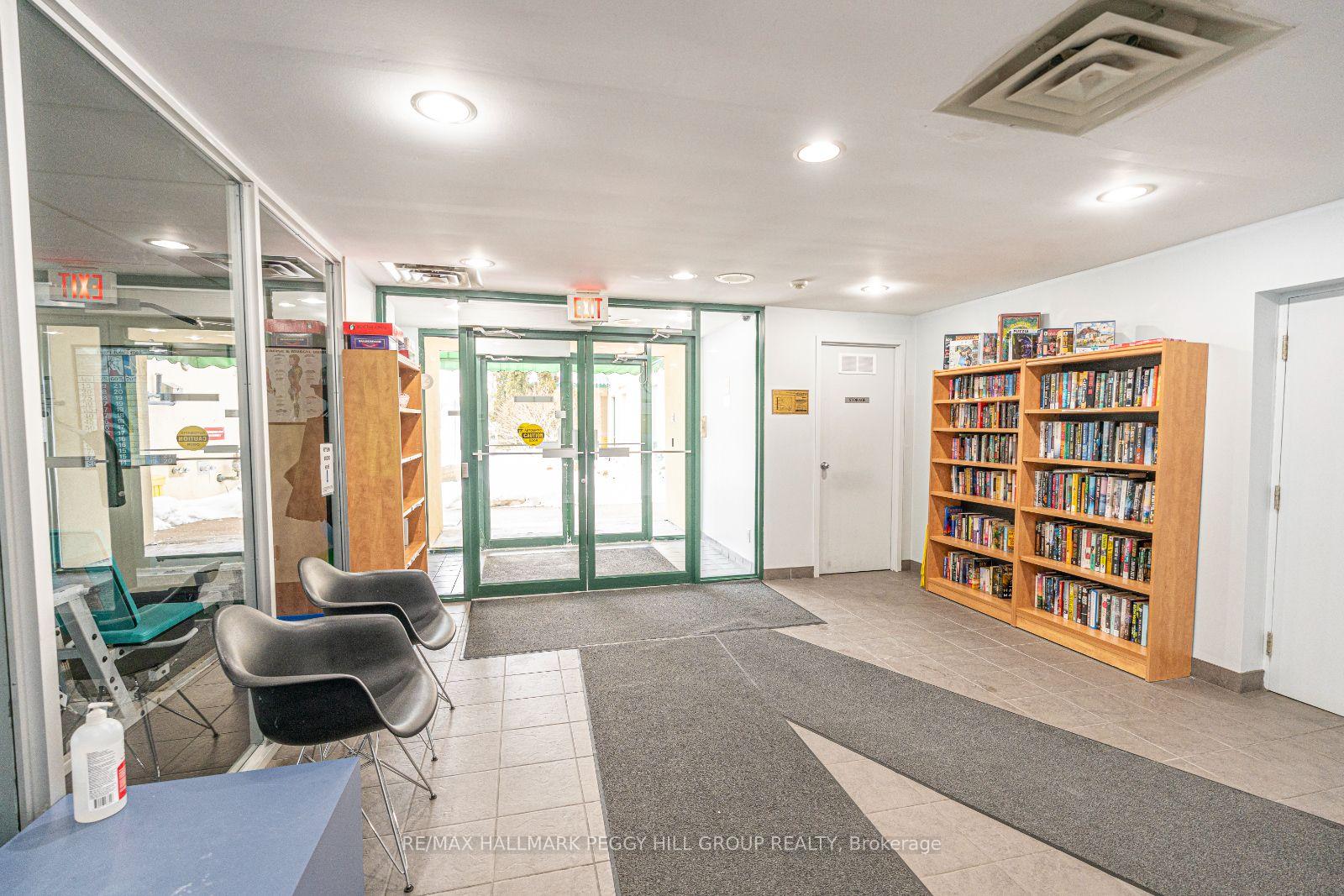 Photo 13 of Unit 701, 75 Ellen Street, Barrie, City Centre — HOMEH