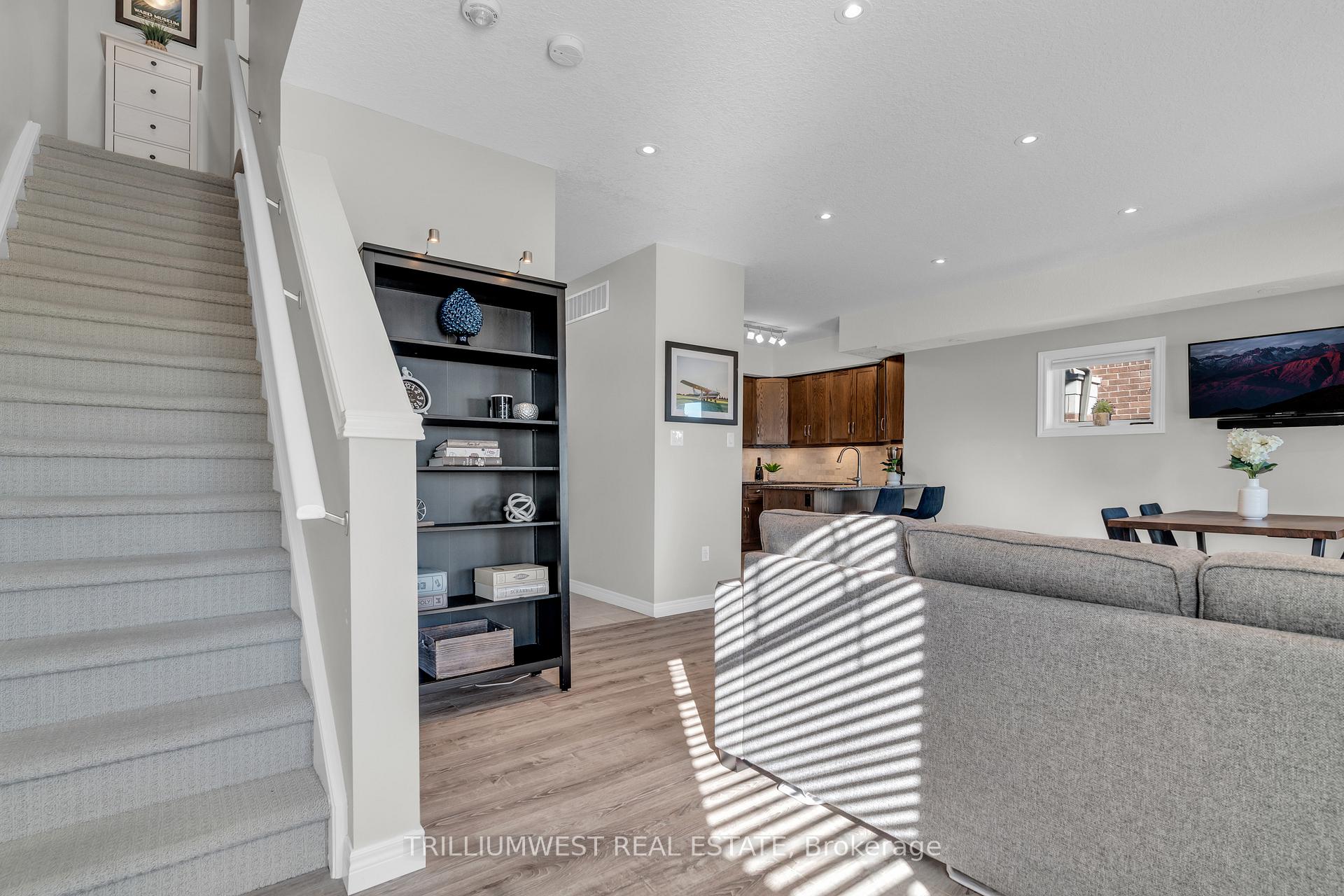 Photo 12 of Unit 28, 1114 Fairway Road N, Kitchener — HOMEH
