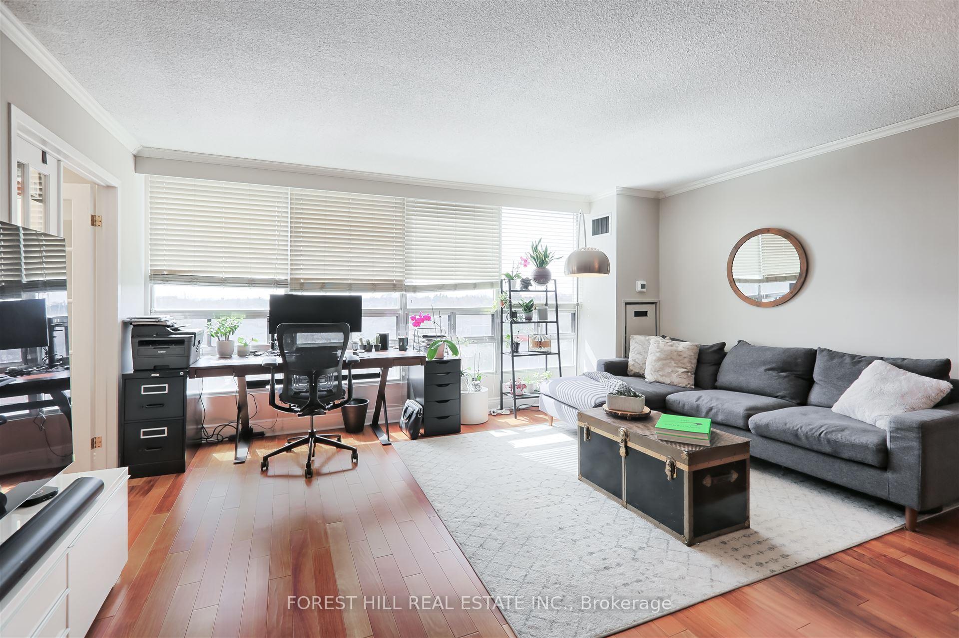 Photo 9 of Unit 507, 330 Mill Street S, Brampton, Brampton South — HOMEH
