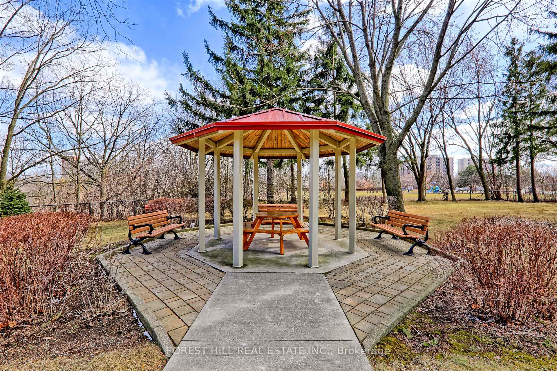 Photo 38 of Unit 507, 330 Mill Street S, Brampton, Brampton South — HOMEH