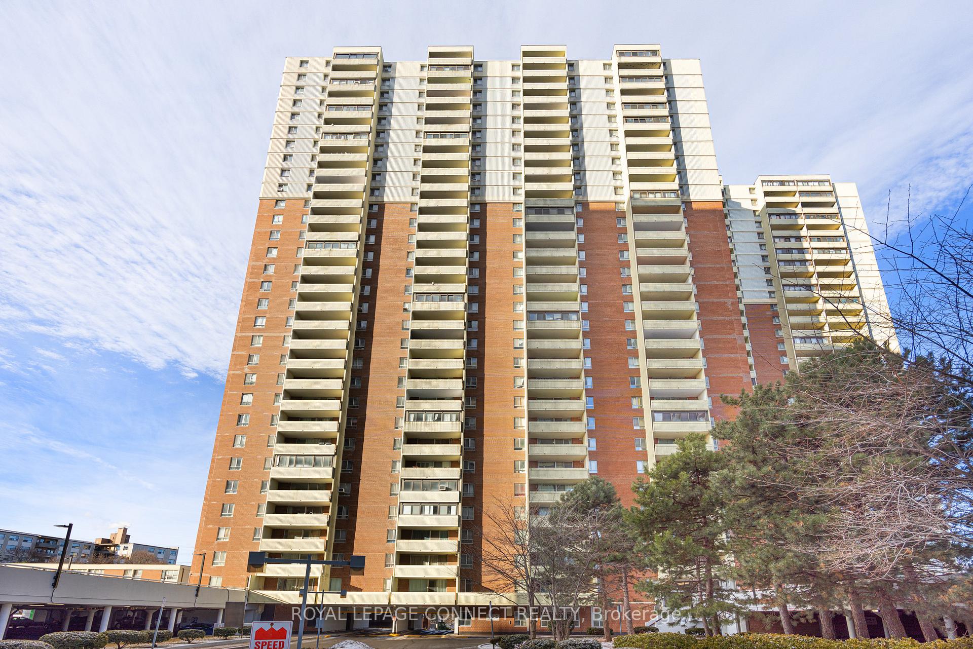 Photo 2 of Unit 218, 1 Massey Square, Toronto, Crescent Town — HOMEH