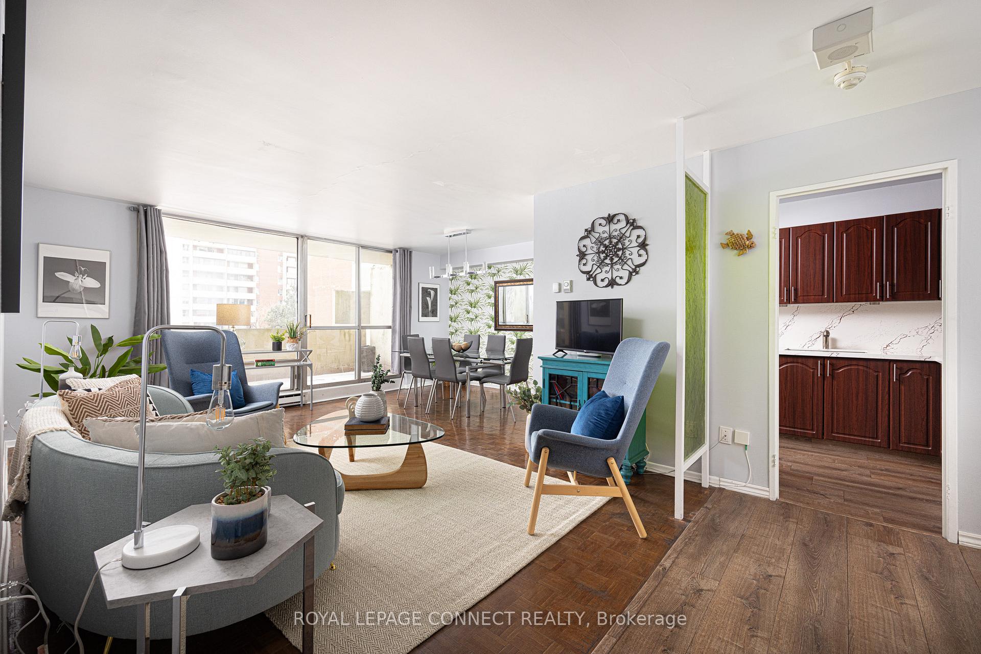 Photo 4 of Unit 218, 1 Massey Square, Toronto, Crescent Town — HOMEH