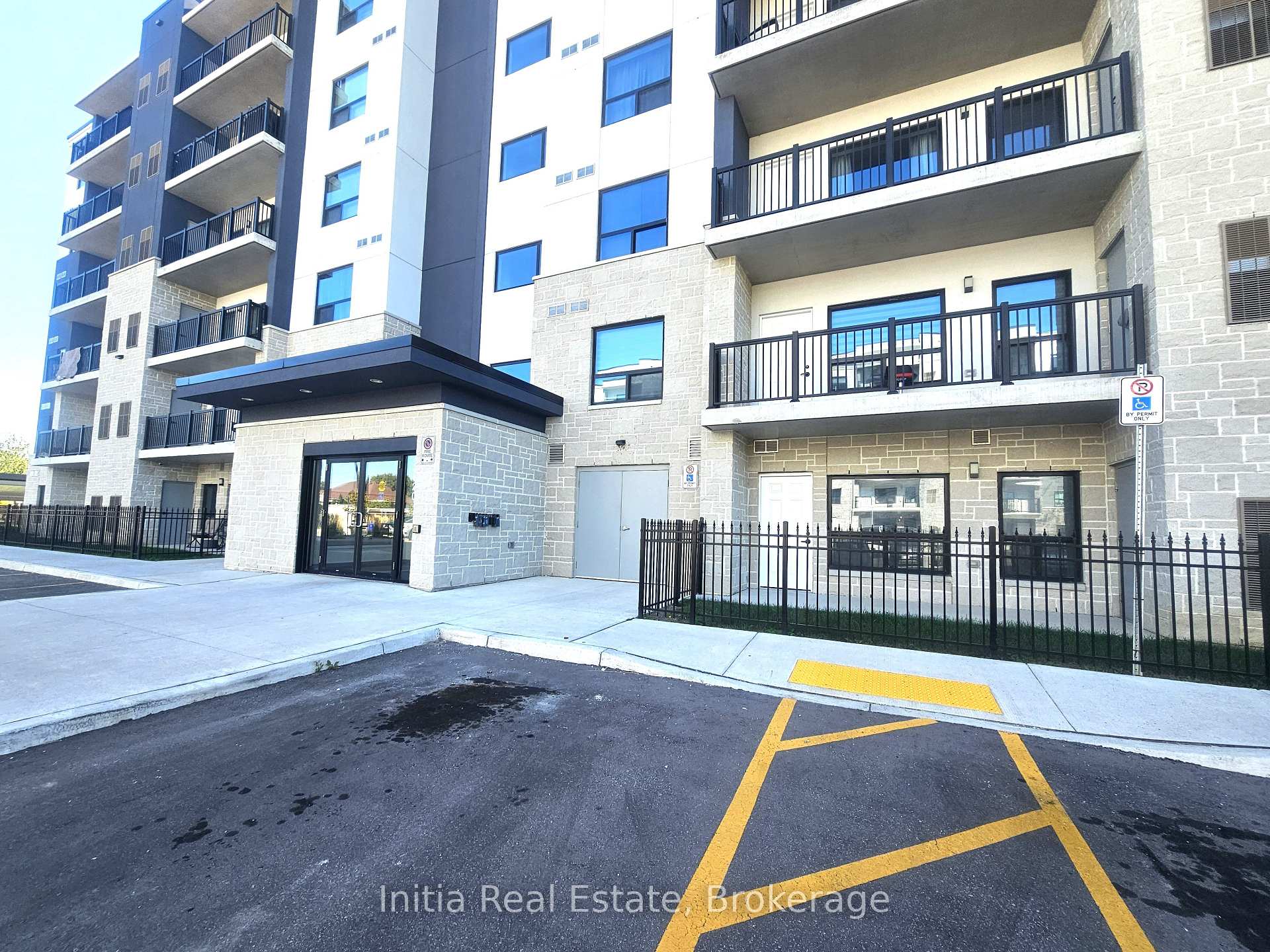 Photo 2 of Unit 117, 3320 Stella Crescent, Windsor — HOMEH