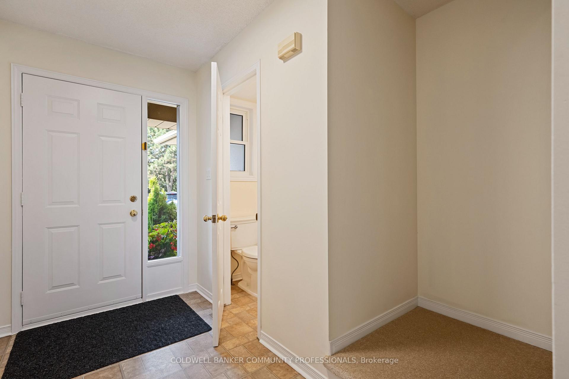 Photo 5 of Unit 7, 1310 Upper Wentworth Street, Hamilton, Crerar — HOMEH