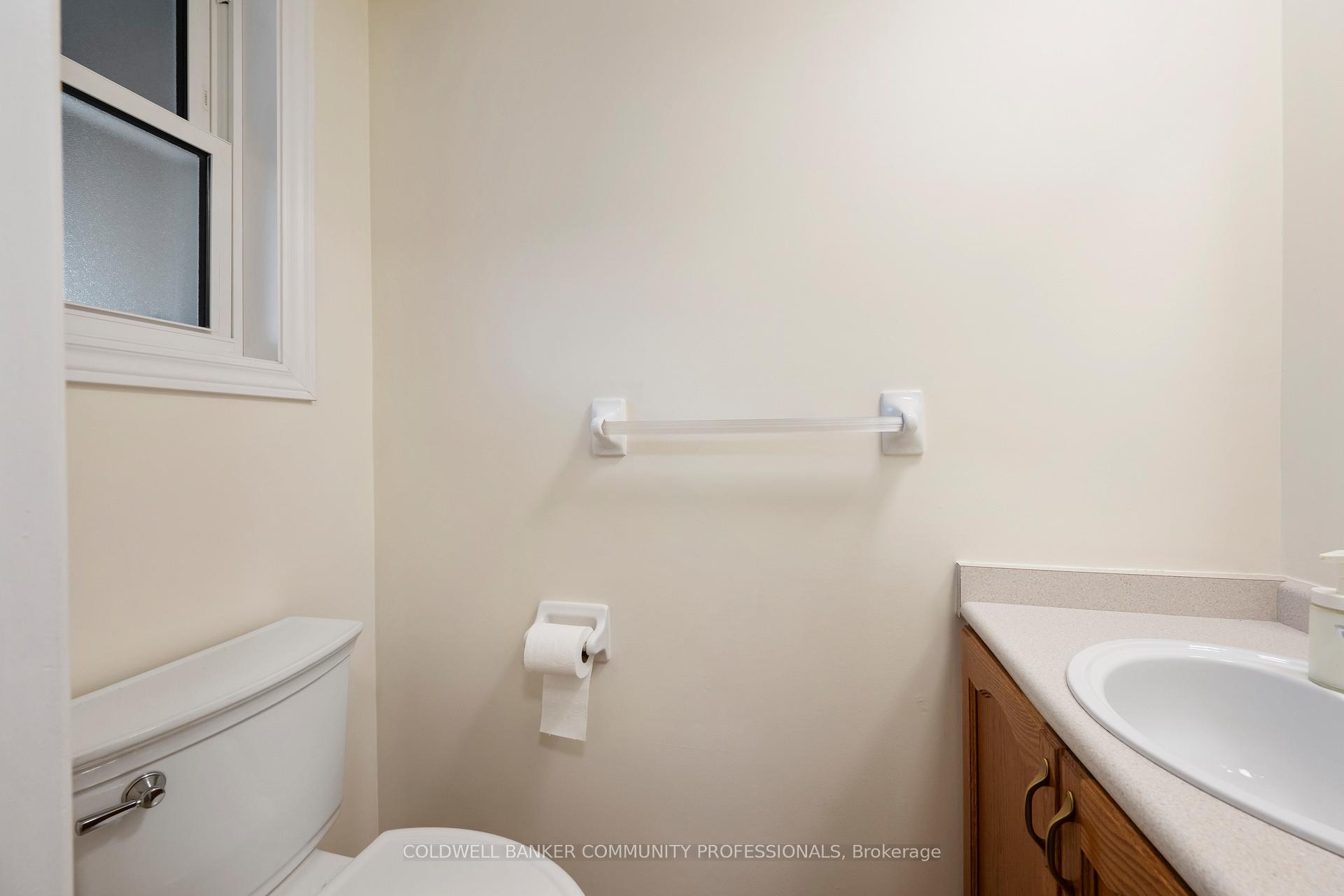 Photo 7 of Unit 7, 1310 Upper Wentworth Street, Hamilton, Crerar — HOMEH