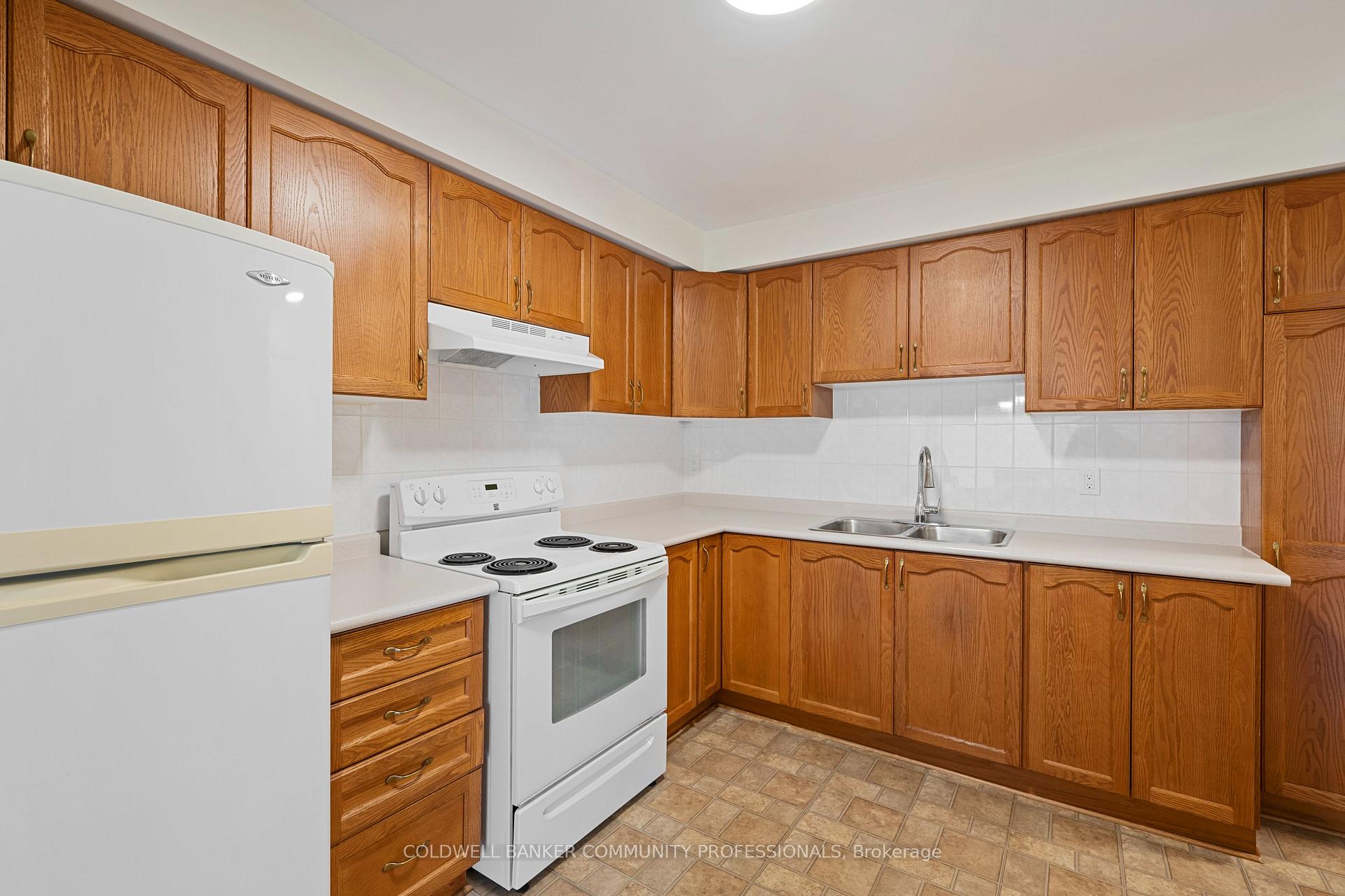 Photo 11 of Unit 7, 1310 Upper Wentworth Street, Hamilton, Crerar — HOMEH