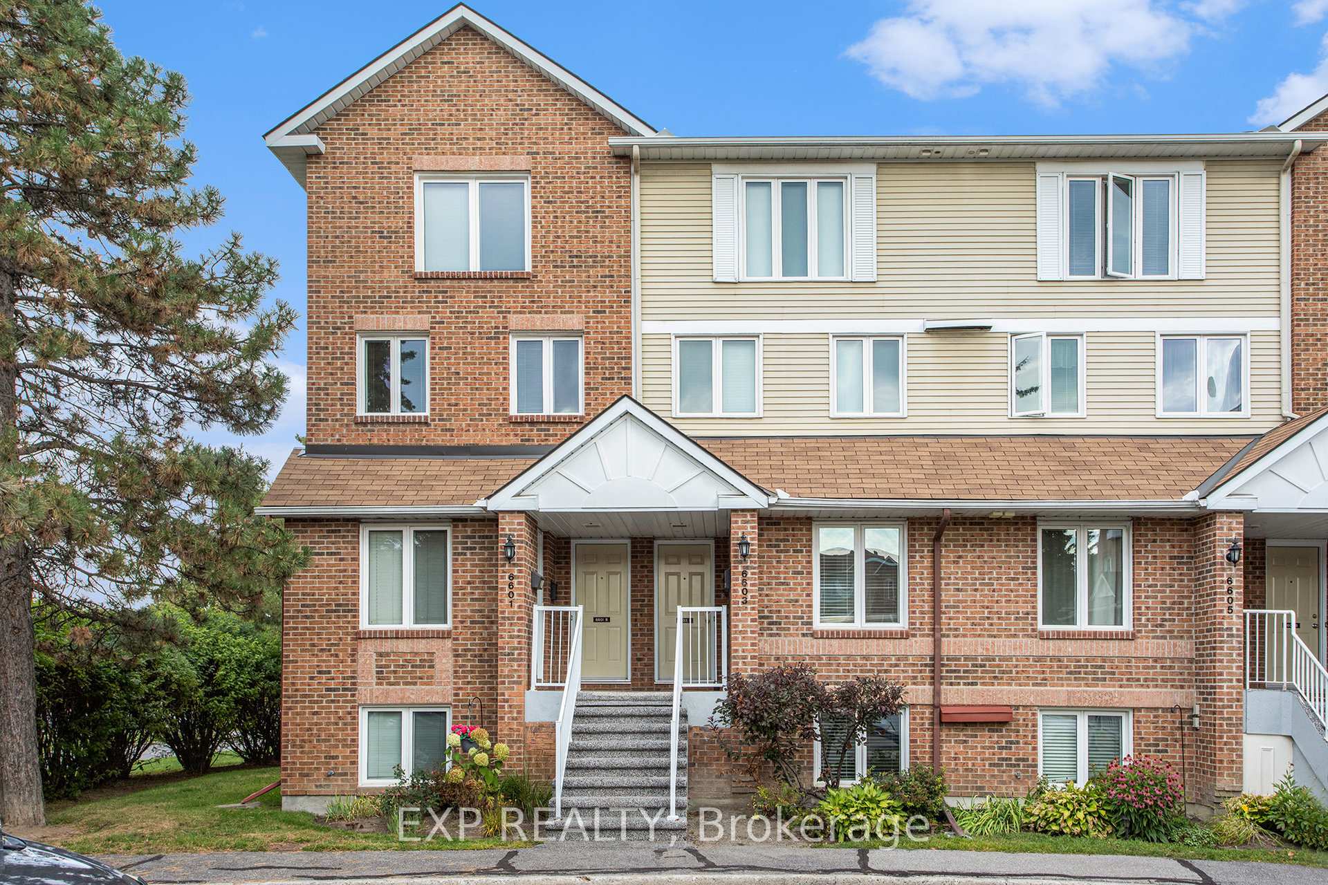 Photo 1 of Unit 6603A, 6603 Bilberry Drive, Ottawa, Convent Glen North — HOMEH