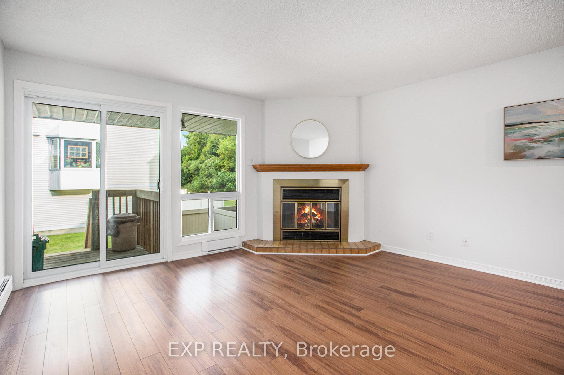 Photo 5 of Unit 6603A, 6603 Bilberry Drive, Ottawa, Convent Glen North — HOMEH