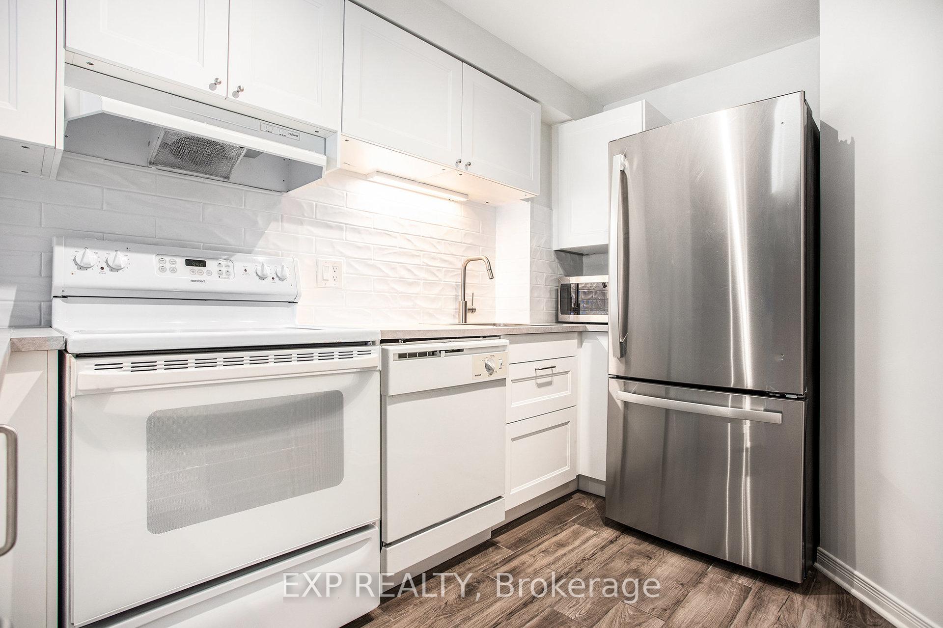 Photo 11 of Unit 6603A, 6603 Bilberry Drive, Ottawa, Convent Glen North — HOMEH